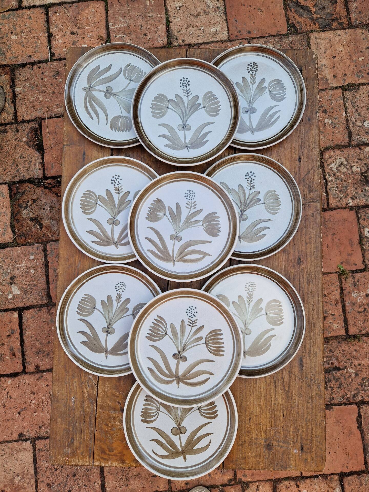 Set of 10 Flat Plates in Stoneware from Longchamp Manufacture