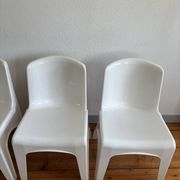 Set of 4 Gilac chairs from 1970.