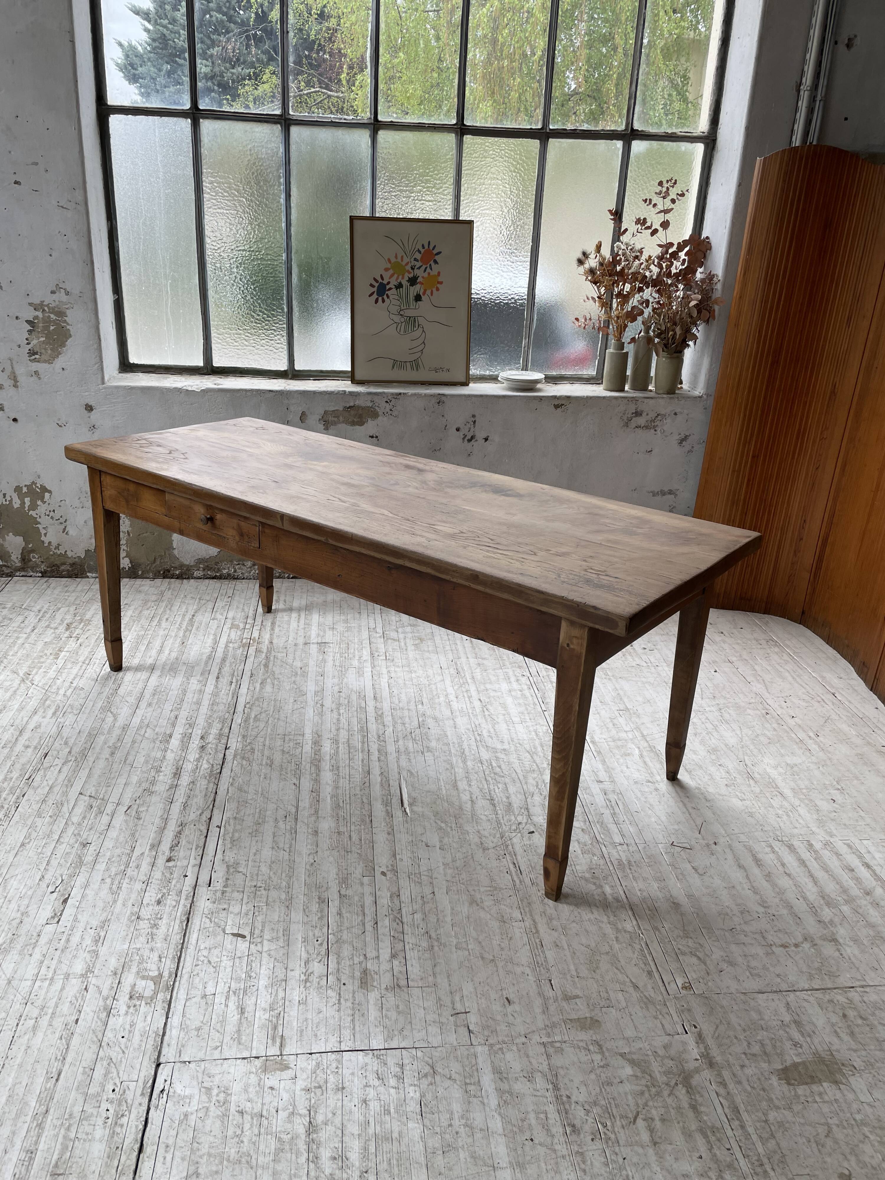 Farmhouse table in oak and walnut 2m