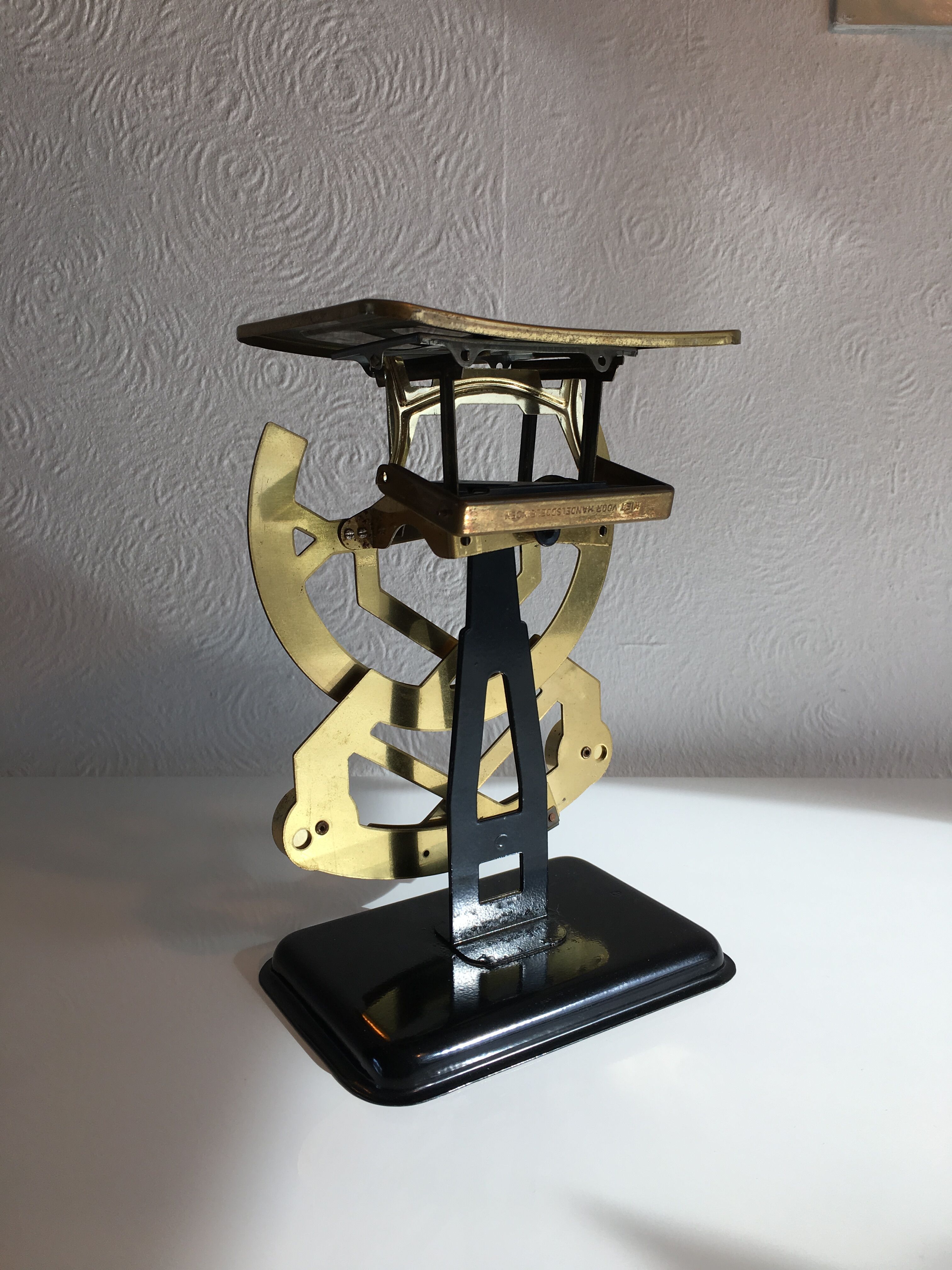 Old scales bilateral letter