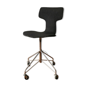 Chaise de bureau 3113 d'Arne Jacobsen