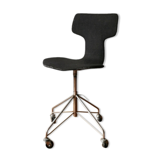 Arne Jacobsen 3113 office chair for Fritz Hansen 1950