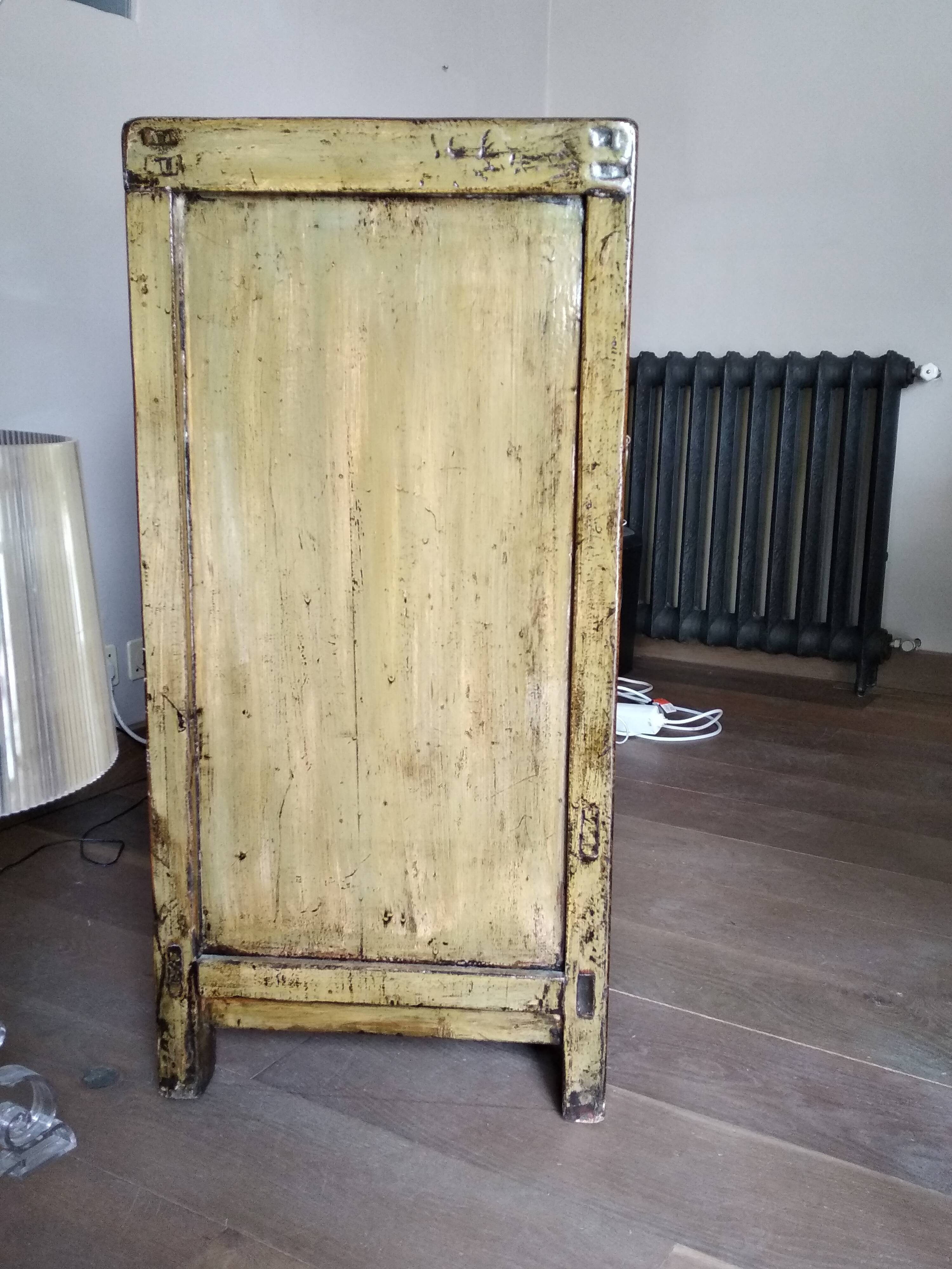 Ancient chinese furniture, recent laque