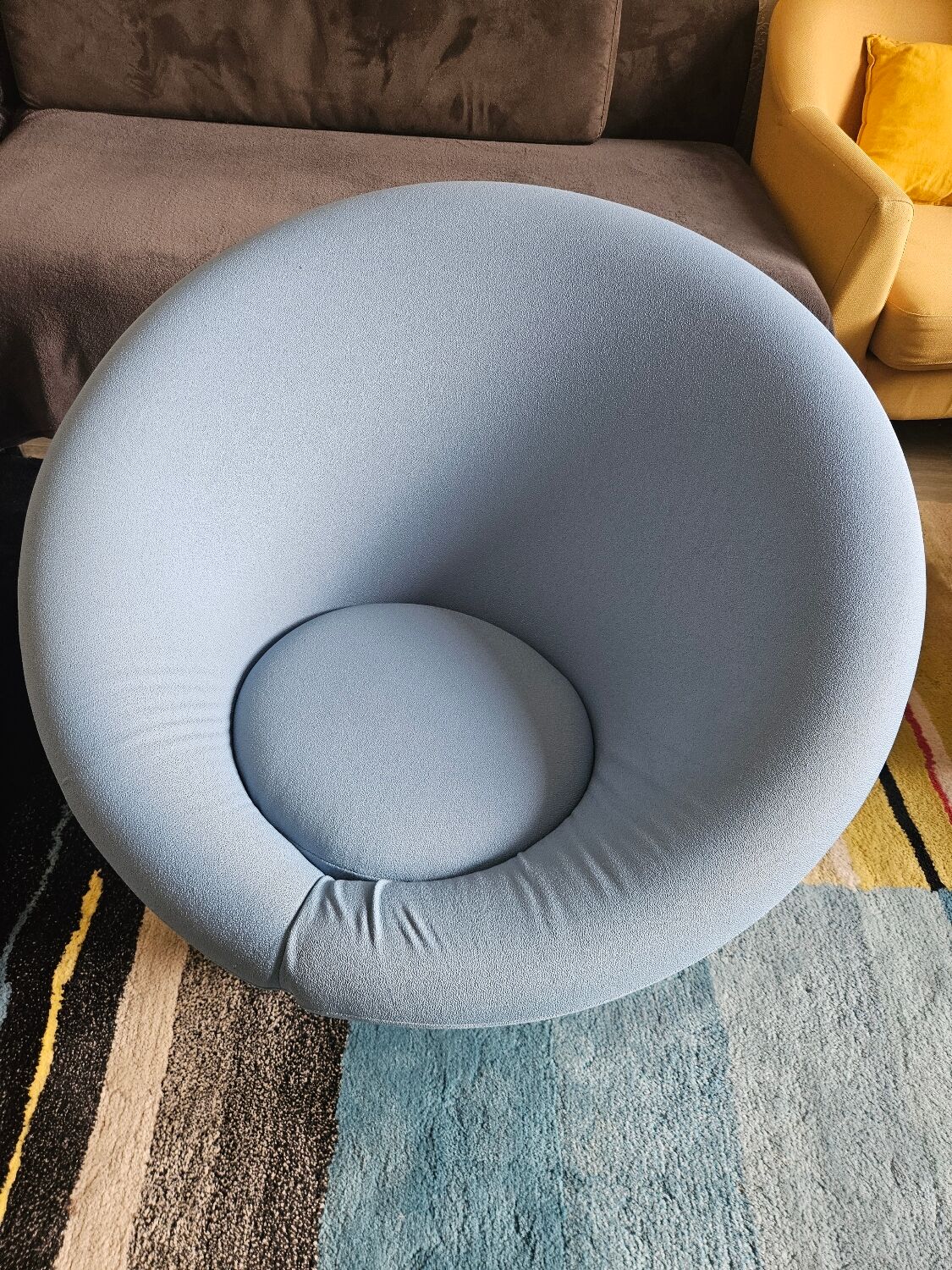 Pierre Paulin mushroom chair
