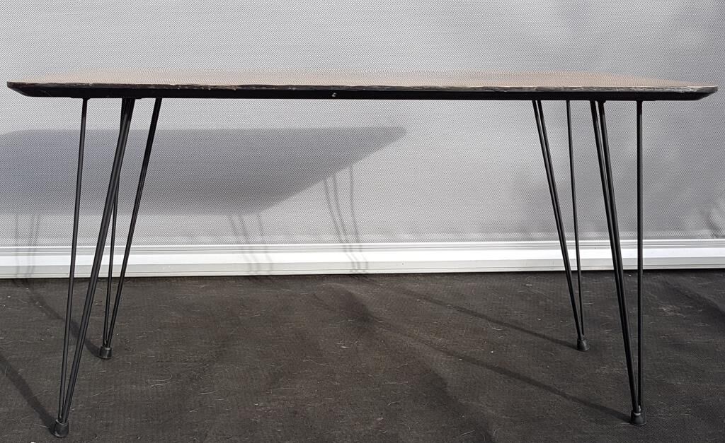 1960-foot Eiffel coffee table