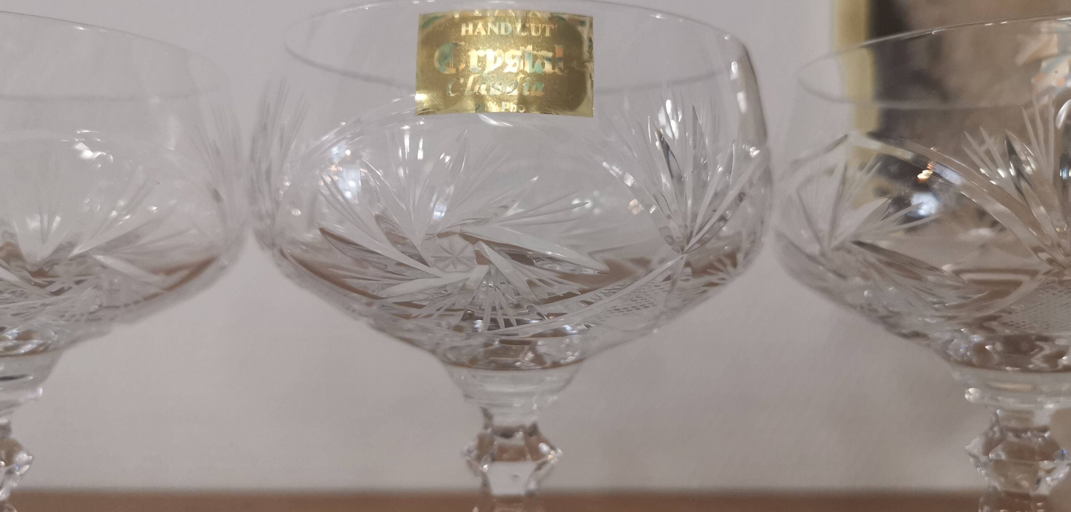 4 Champagne glasses in cut bohemian crystal Claudia