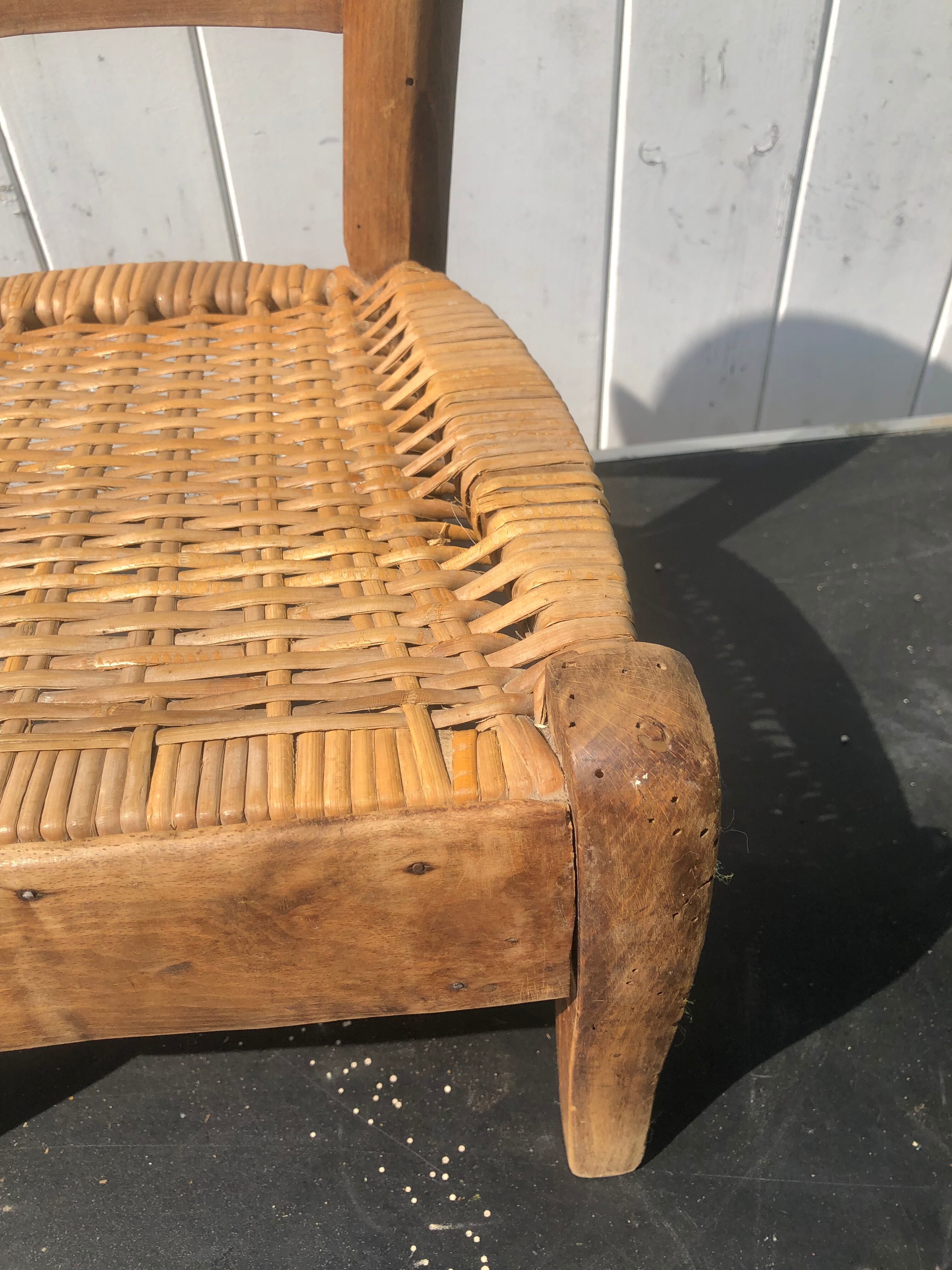 Children's chair wood and straw