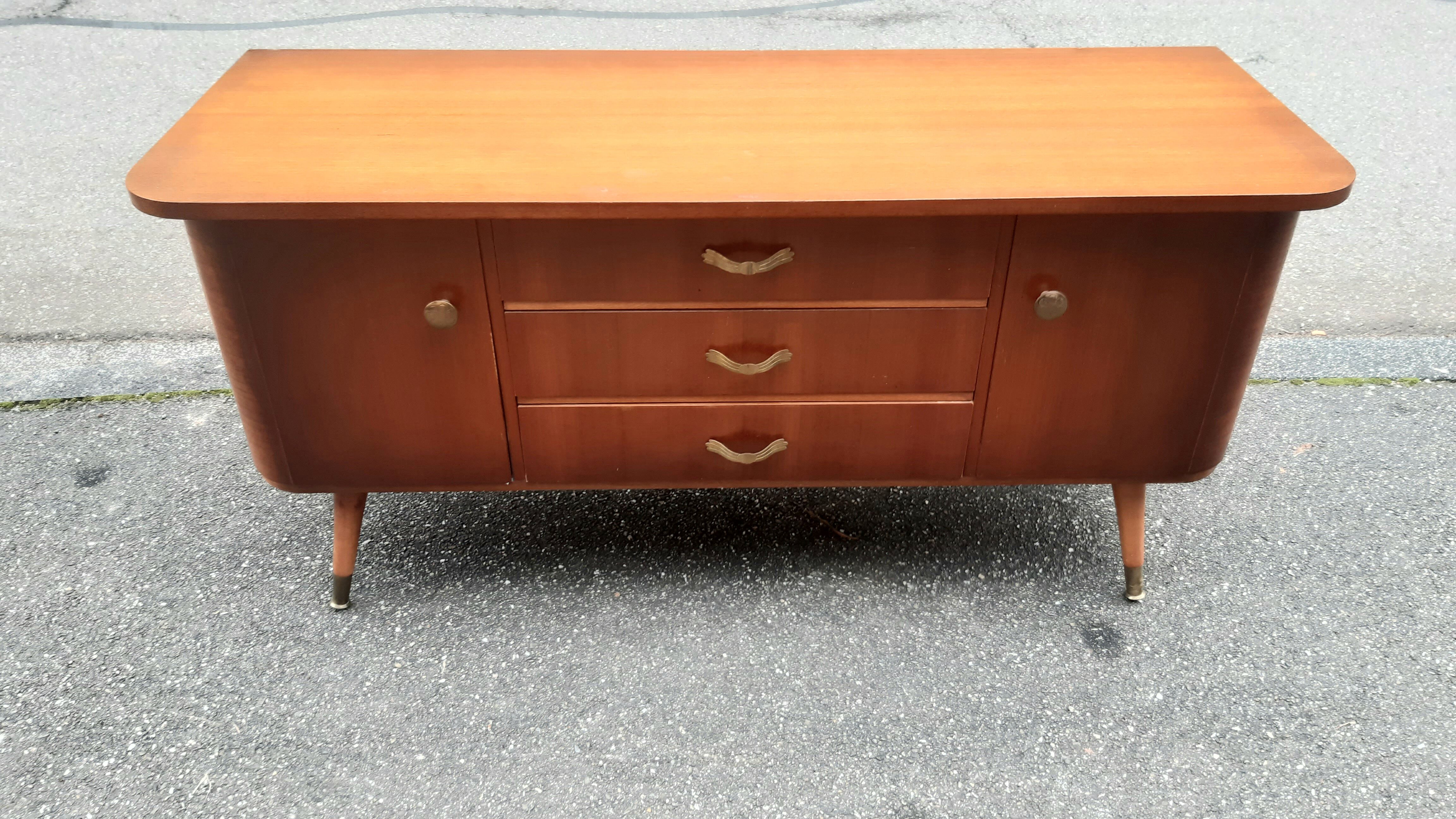 Sideboard