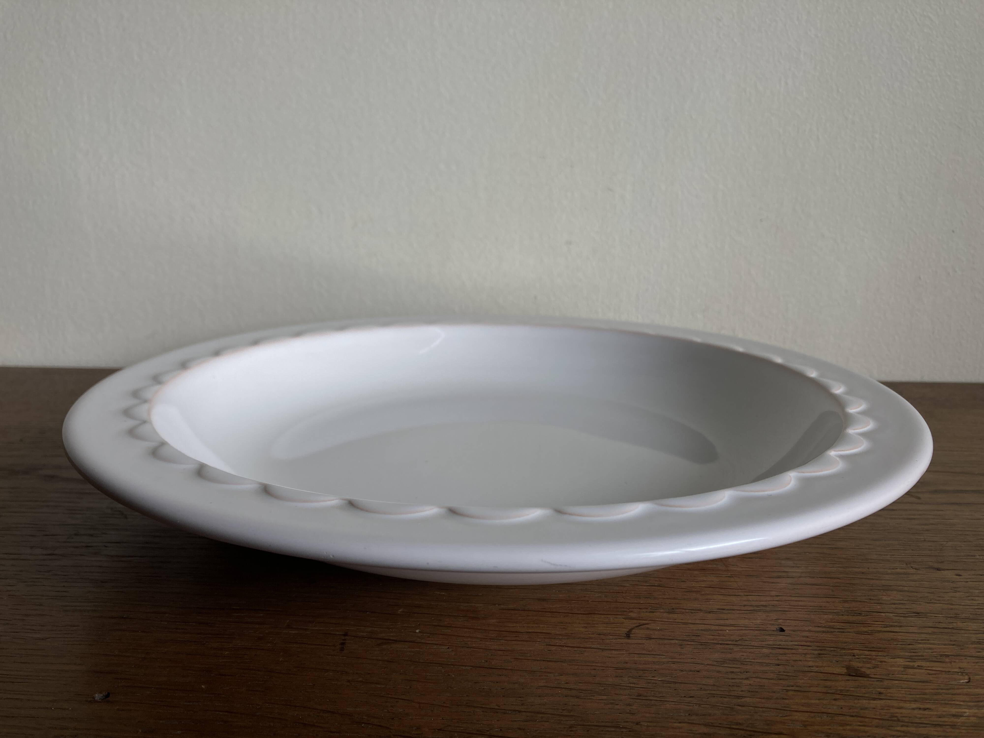 Pierre Motton scalloped centerpiece for Gien 1980