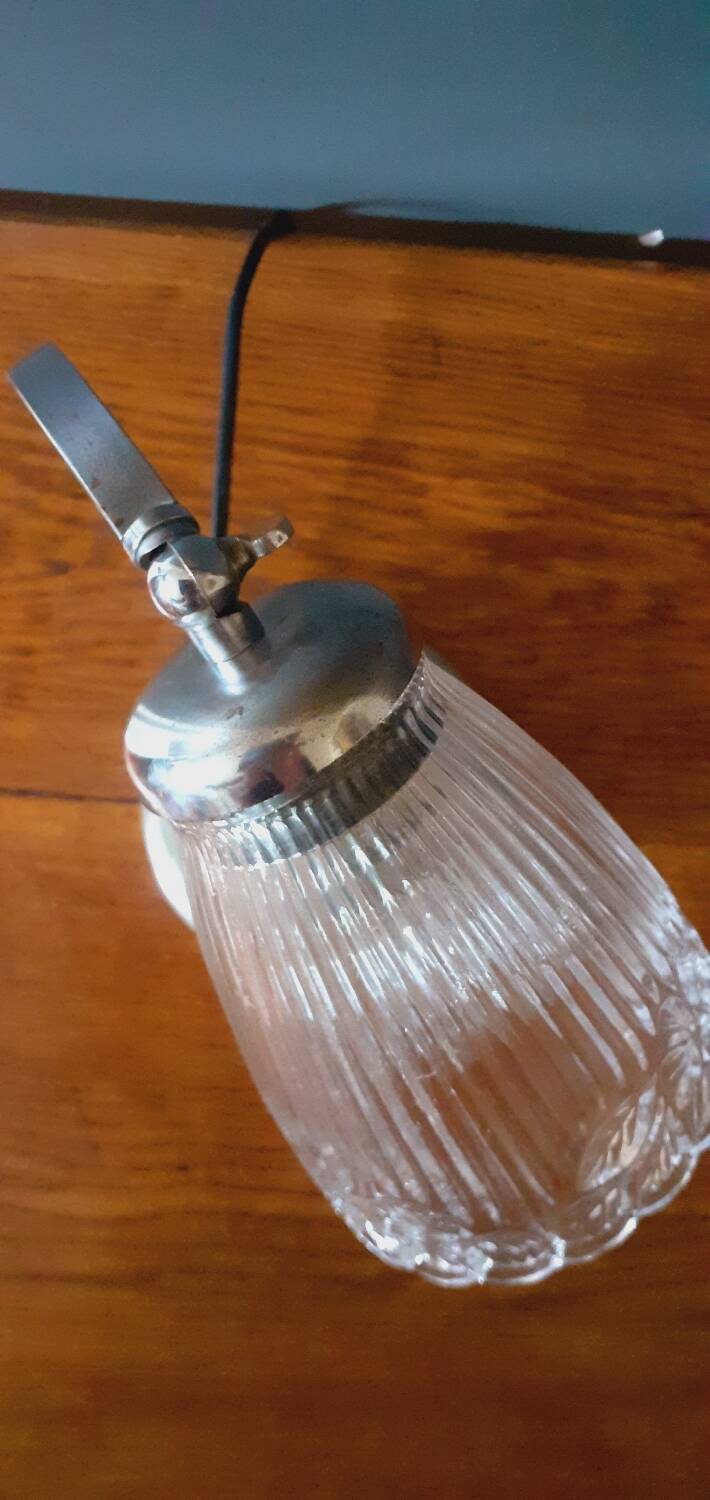 Pair of 40s/50s art deco style lamps/wall lights