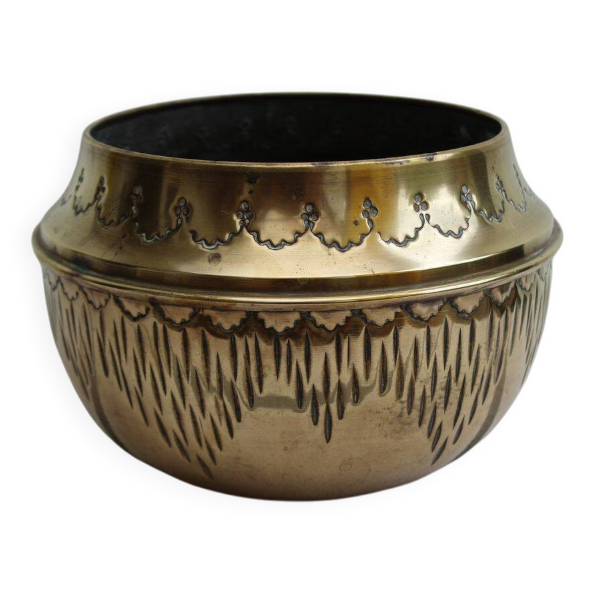 Golden brass cache-pot