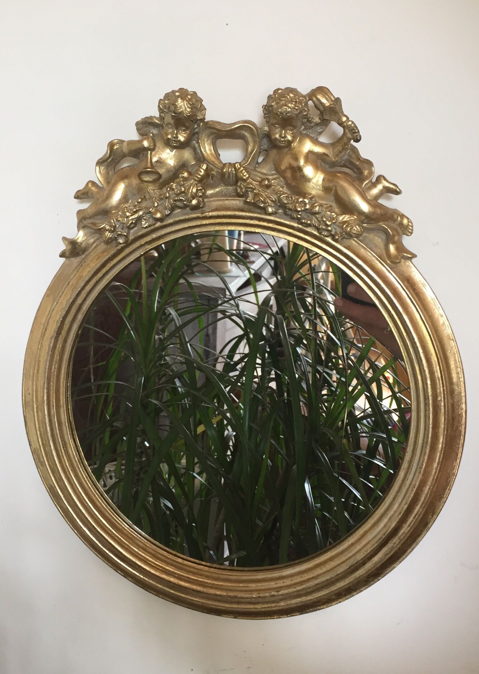 Round mirror 29 x 24.5cm