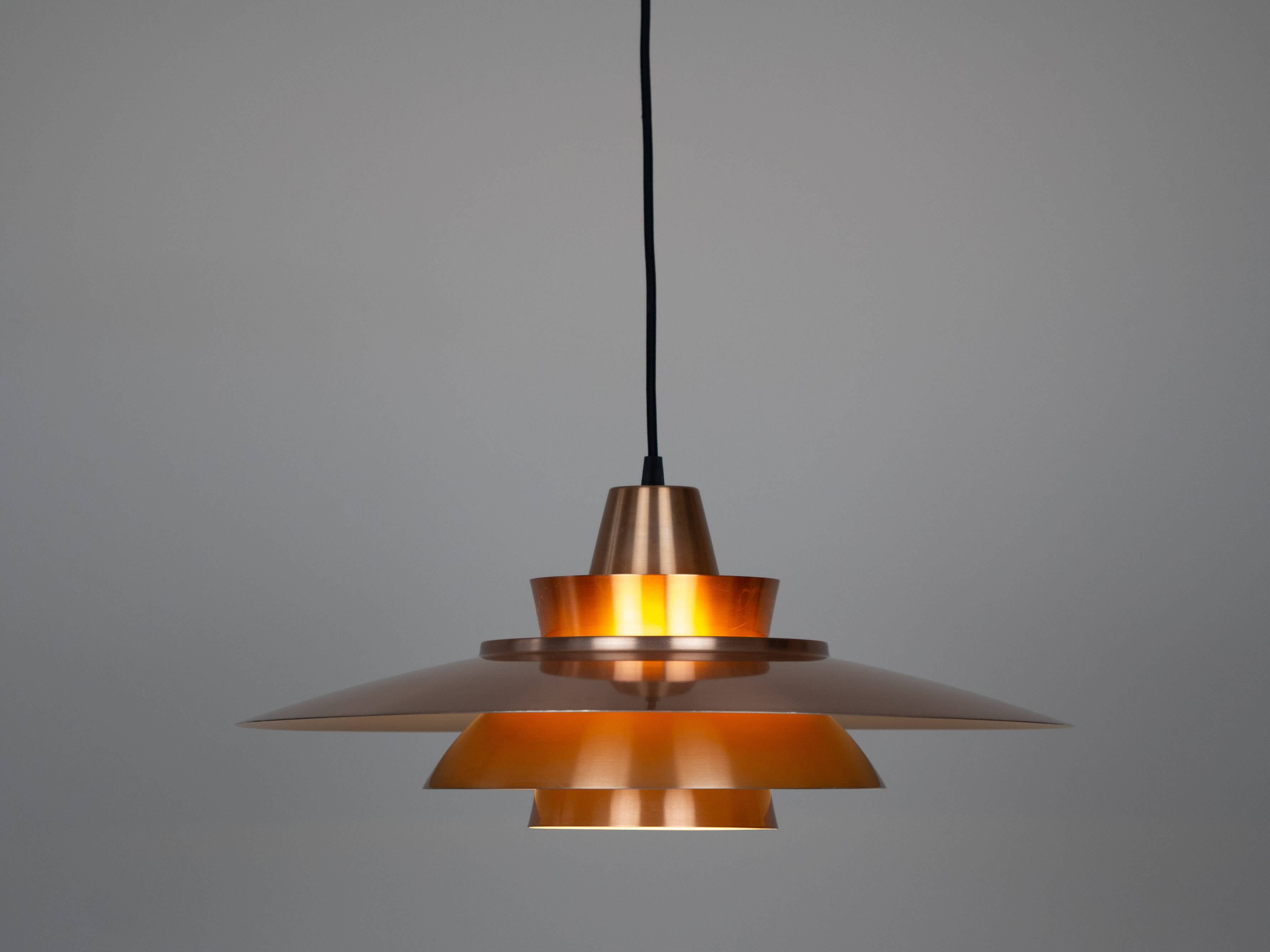 Danish vintage pendant lamp Superlight by David Mogensen, 1980s