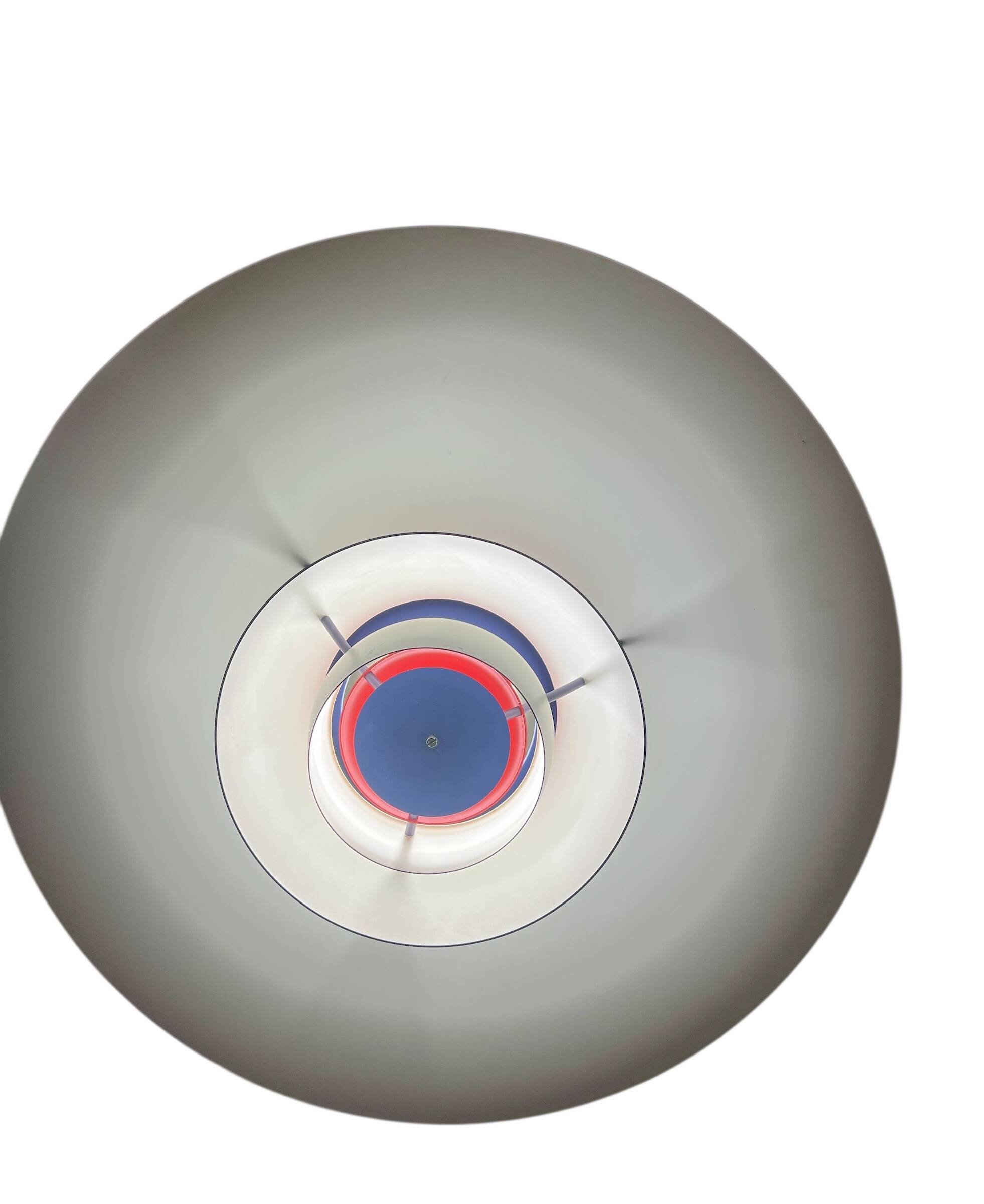 Poul Henningsen Suspension