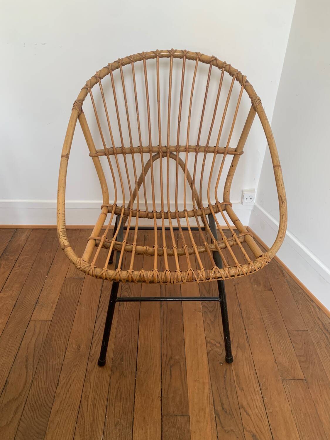 Pair of vintage rattan armchairs