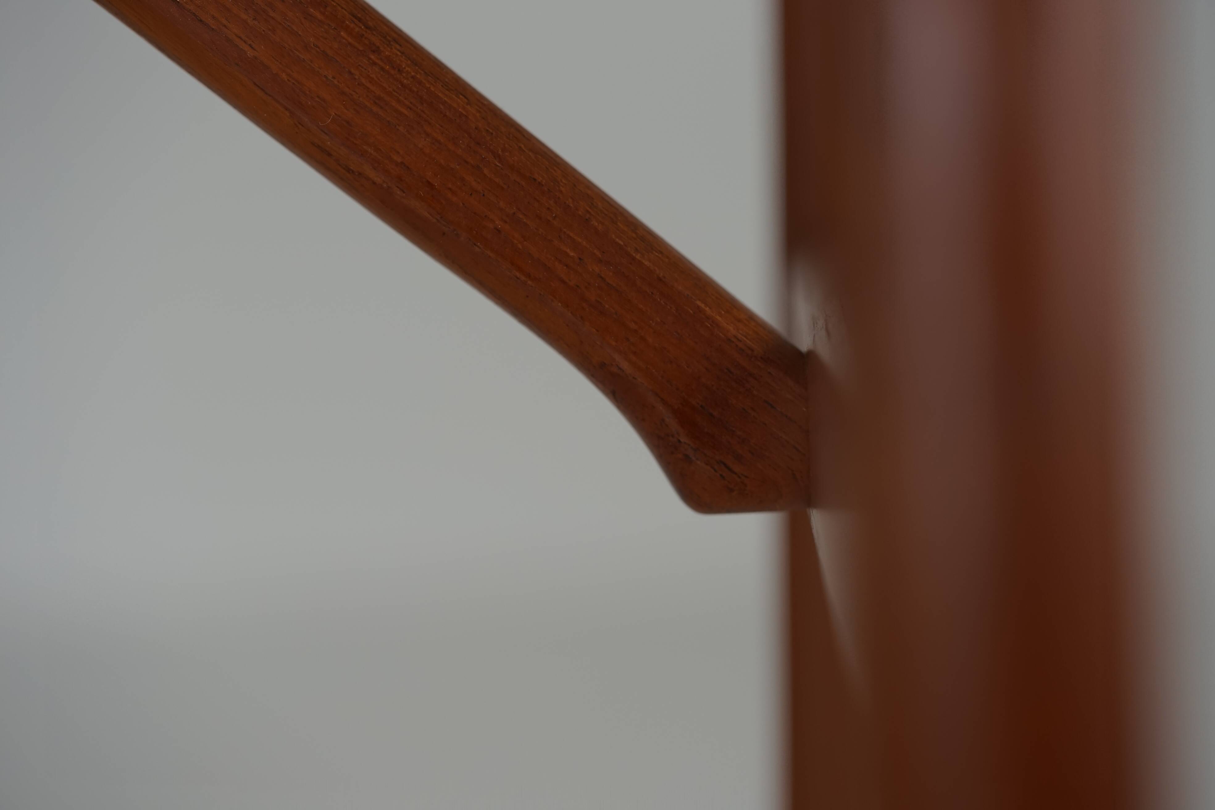 Danish teak desk, Model 64, by Arne Wahl Iversen for Vinde Møbelfabrik, 196