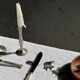Lot de 11 couteaux anciens en acier inoxydable manches plaqués argent