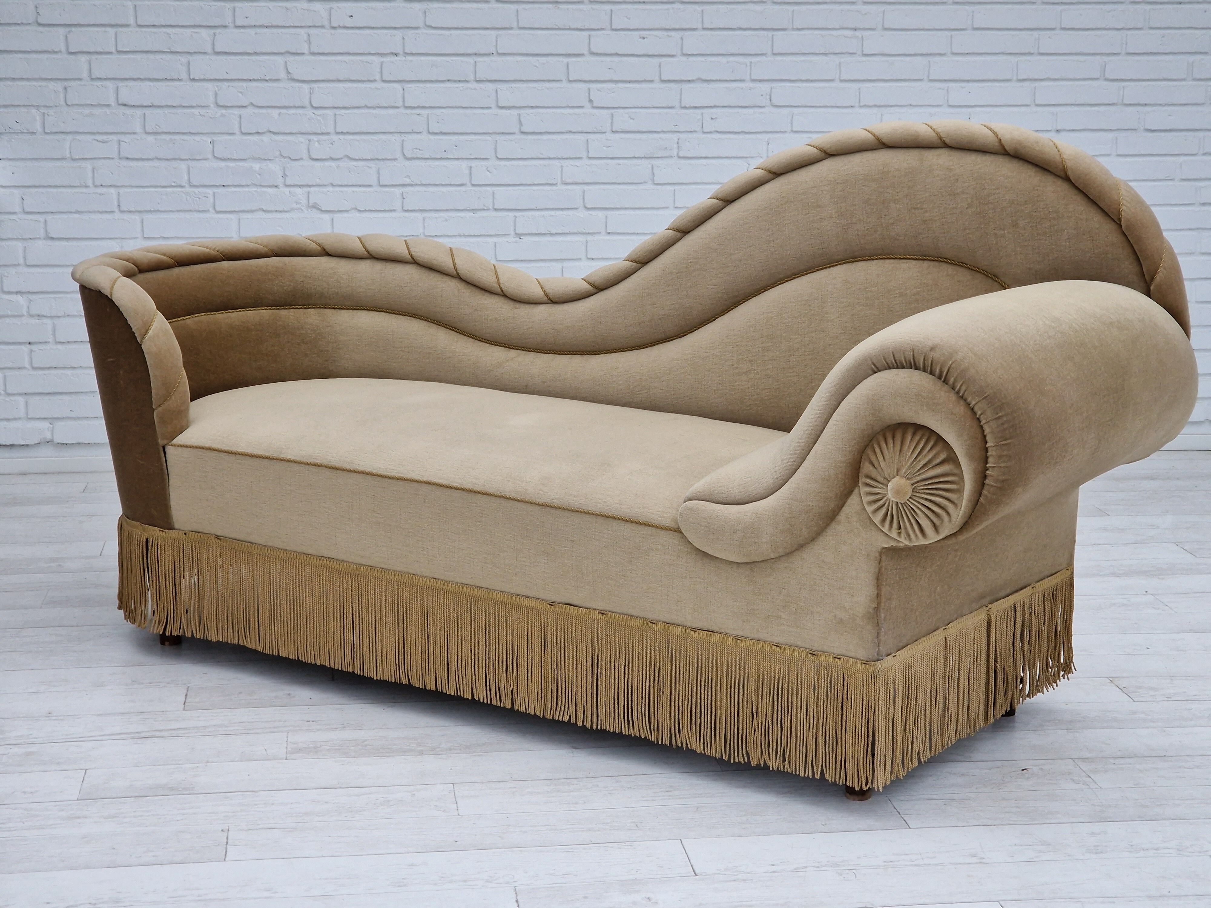 1960s, Danish chaiselongue / daybed, original very good condition