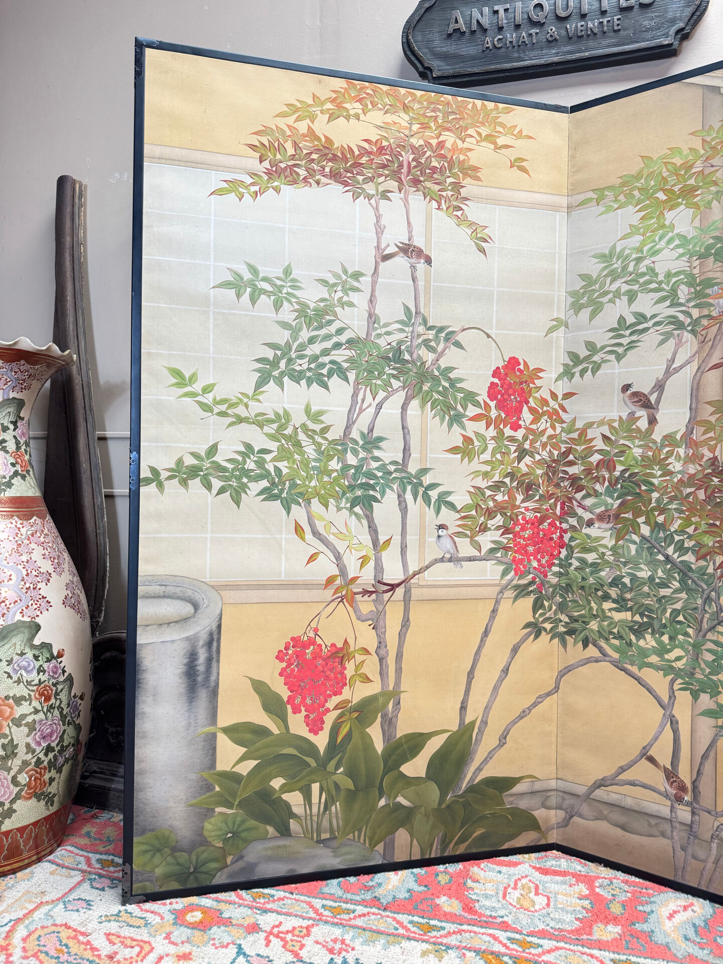 Two-panel screen with a decoration of plants and birds, Japan.