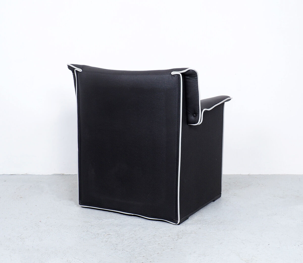 B&B Italia Lauriana black lounge chair, 1970s