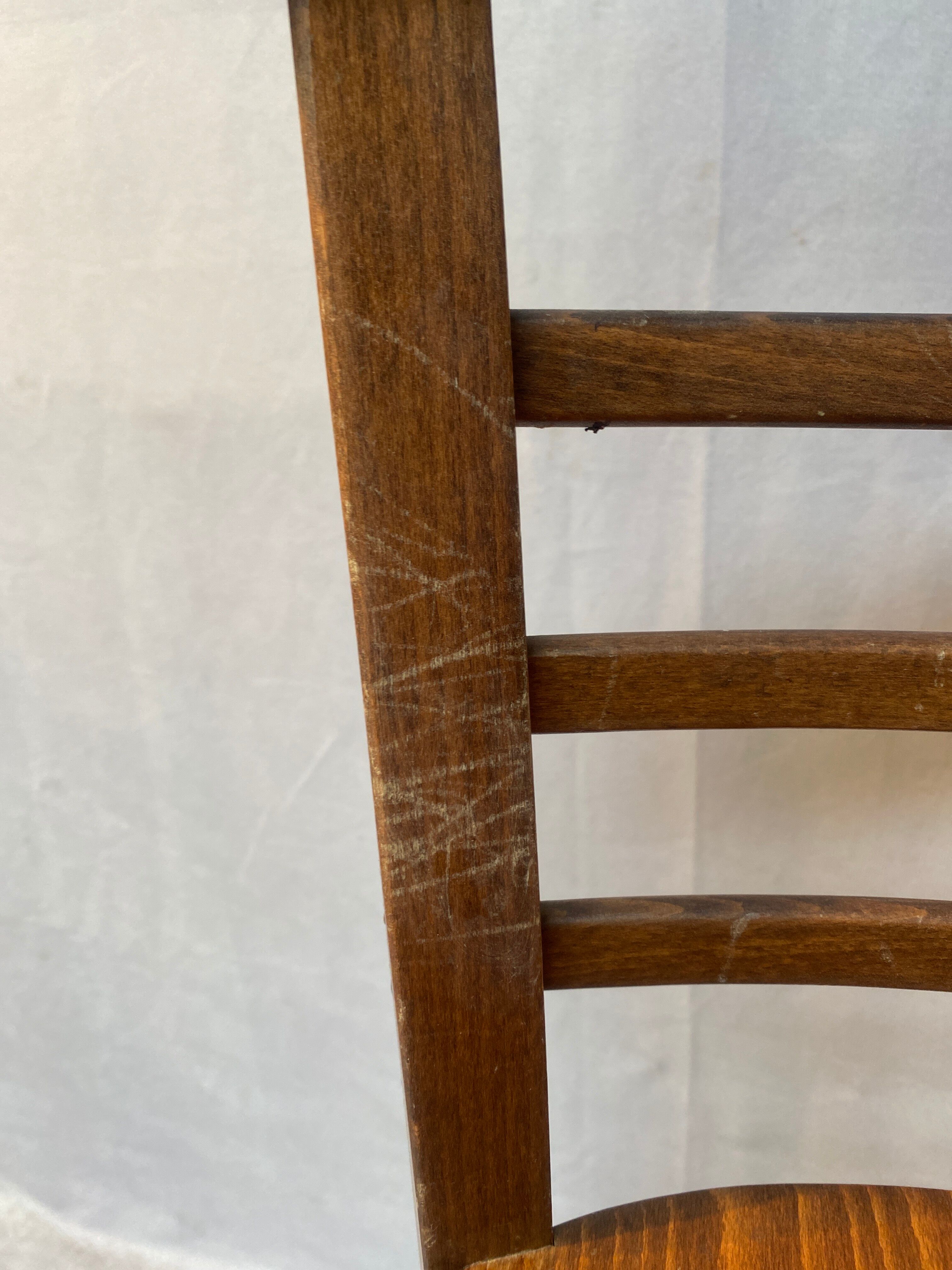 Set of 6 wooden bar chairs