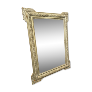 Miroir avec encadrement