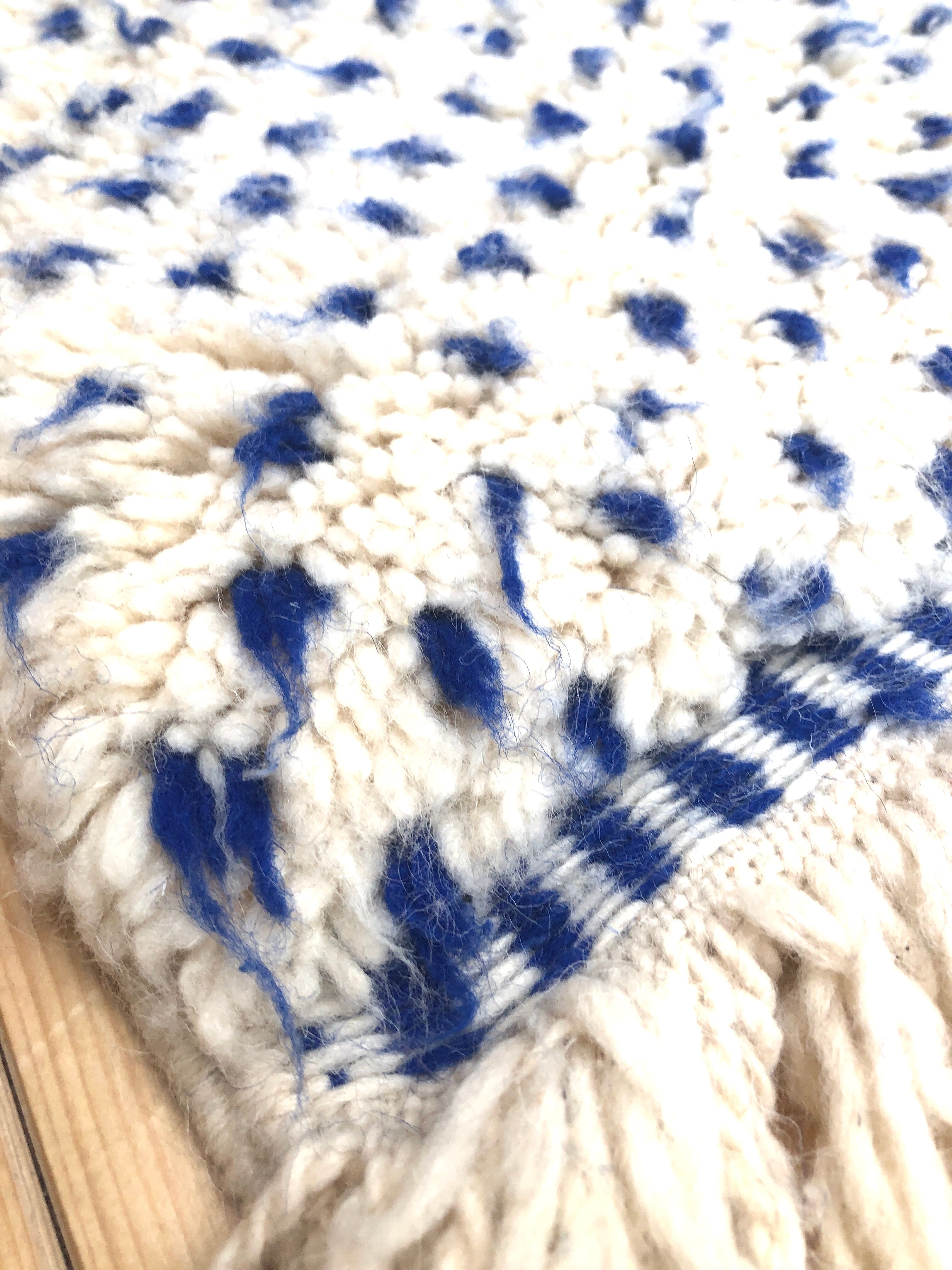 Moroccan Berber carpet Beni Ouarain speckled majorelle blue 3,01x2m