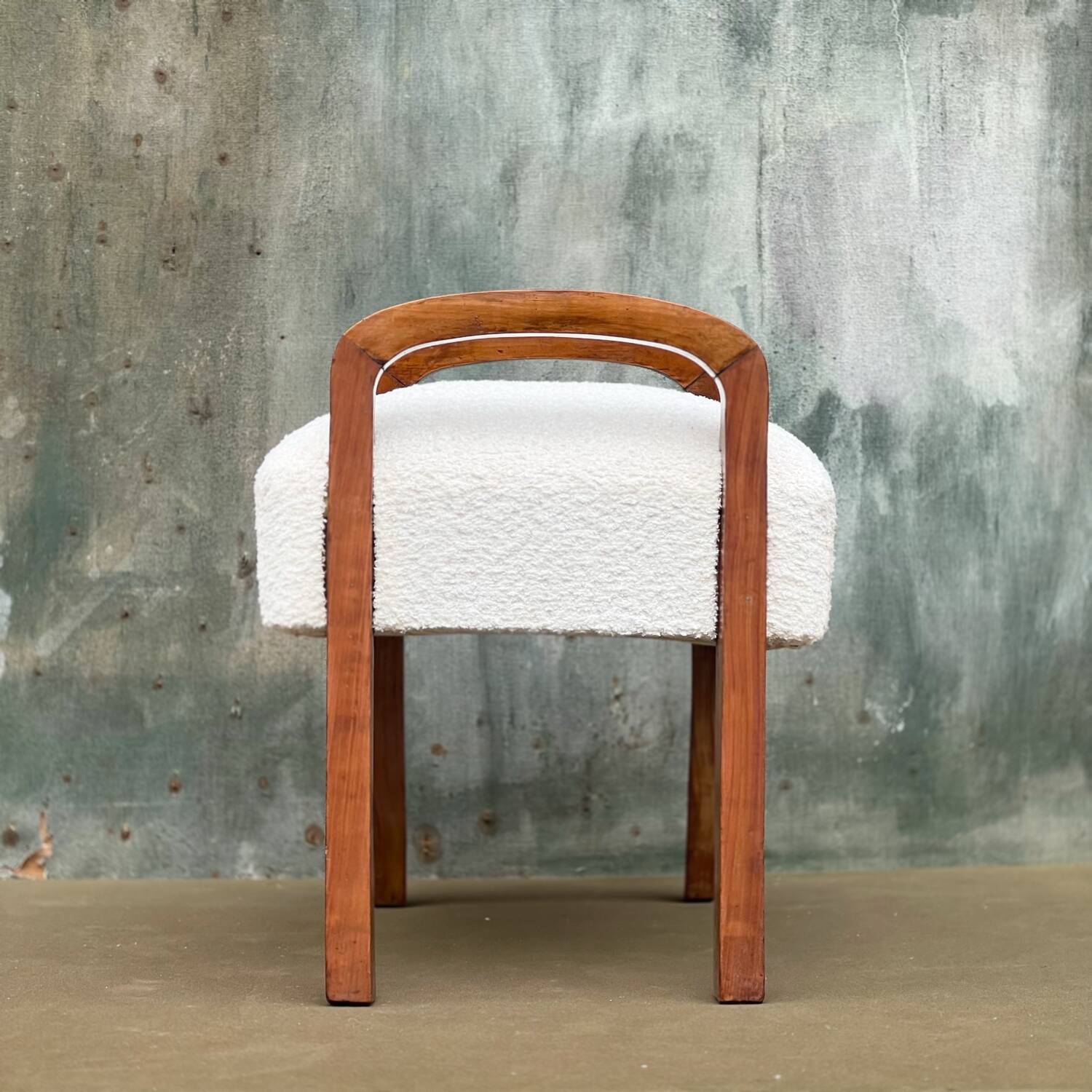 Deux tabourets mouton Decò