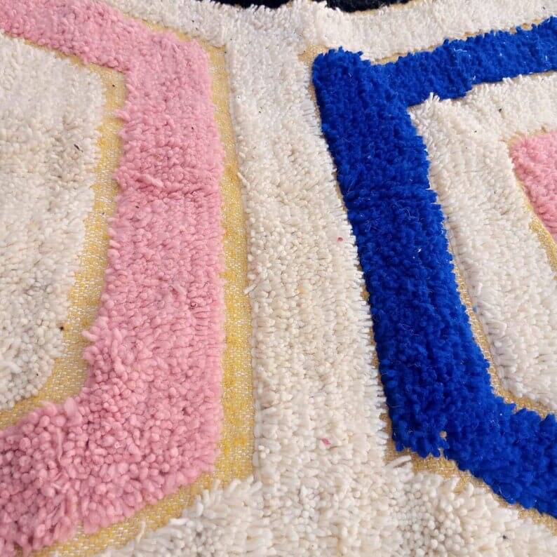 Traditional handmade pure wool rug, size 150 x 250 cm