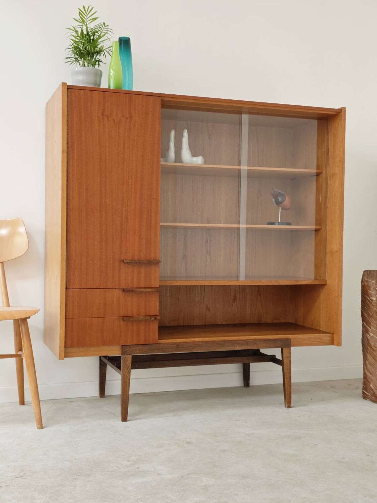 High Buffet Dresser Frantisek Mezulanik for Up Zavody 1960