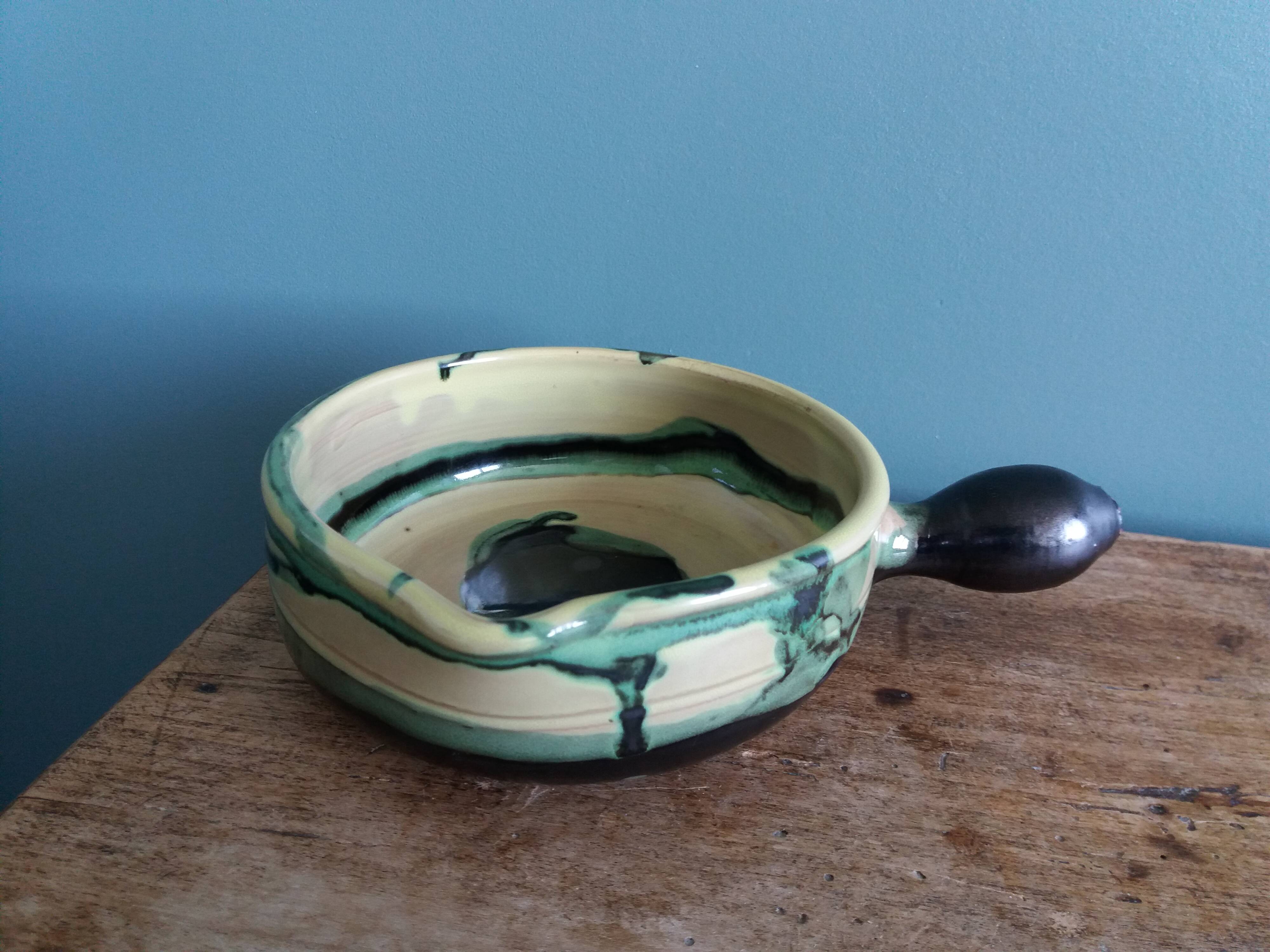 Caquelon signed André Chaudemanche in Malicorne clay