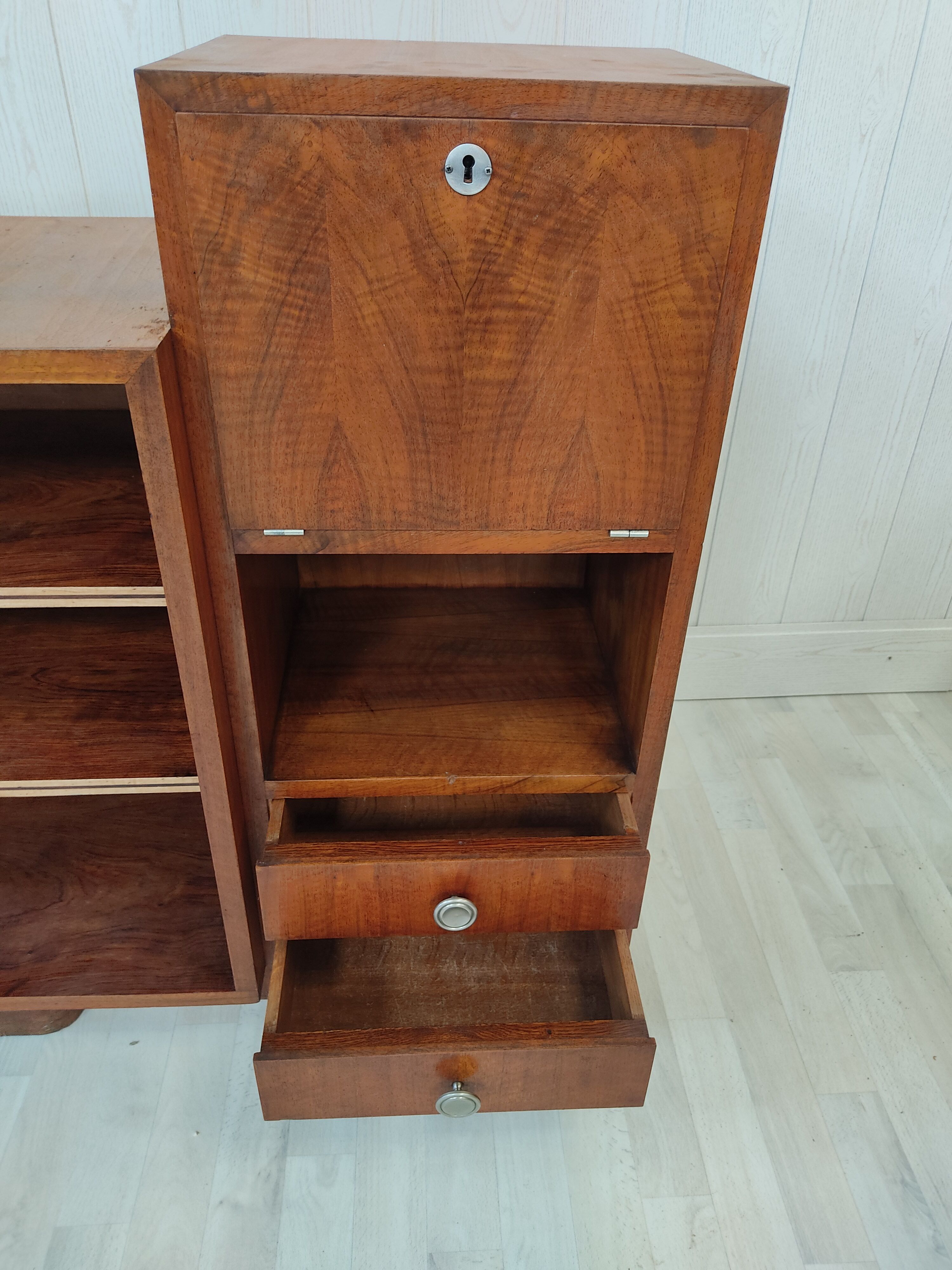 Vintage asymmetric buffet