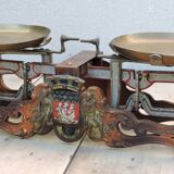 Skeleton beak balance the parisian Testut ancient maraicher epicier