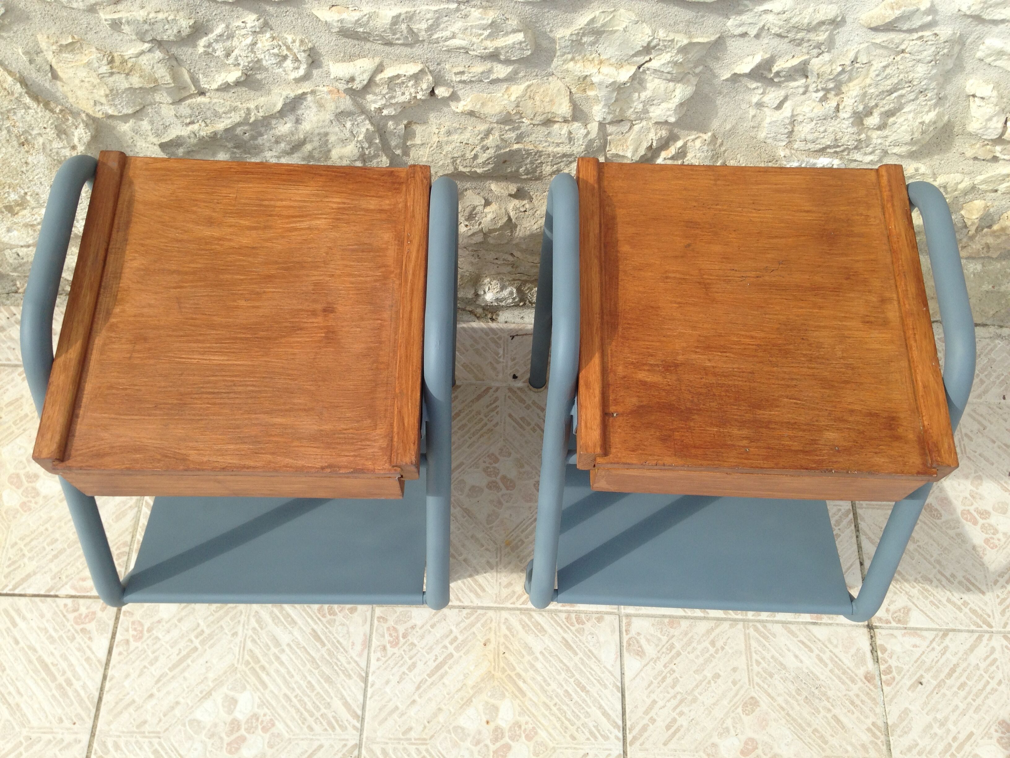 Pair of bedside years 50/60