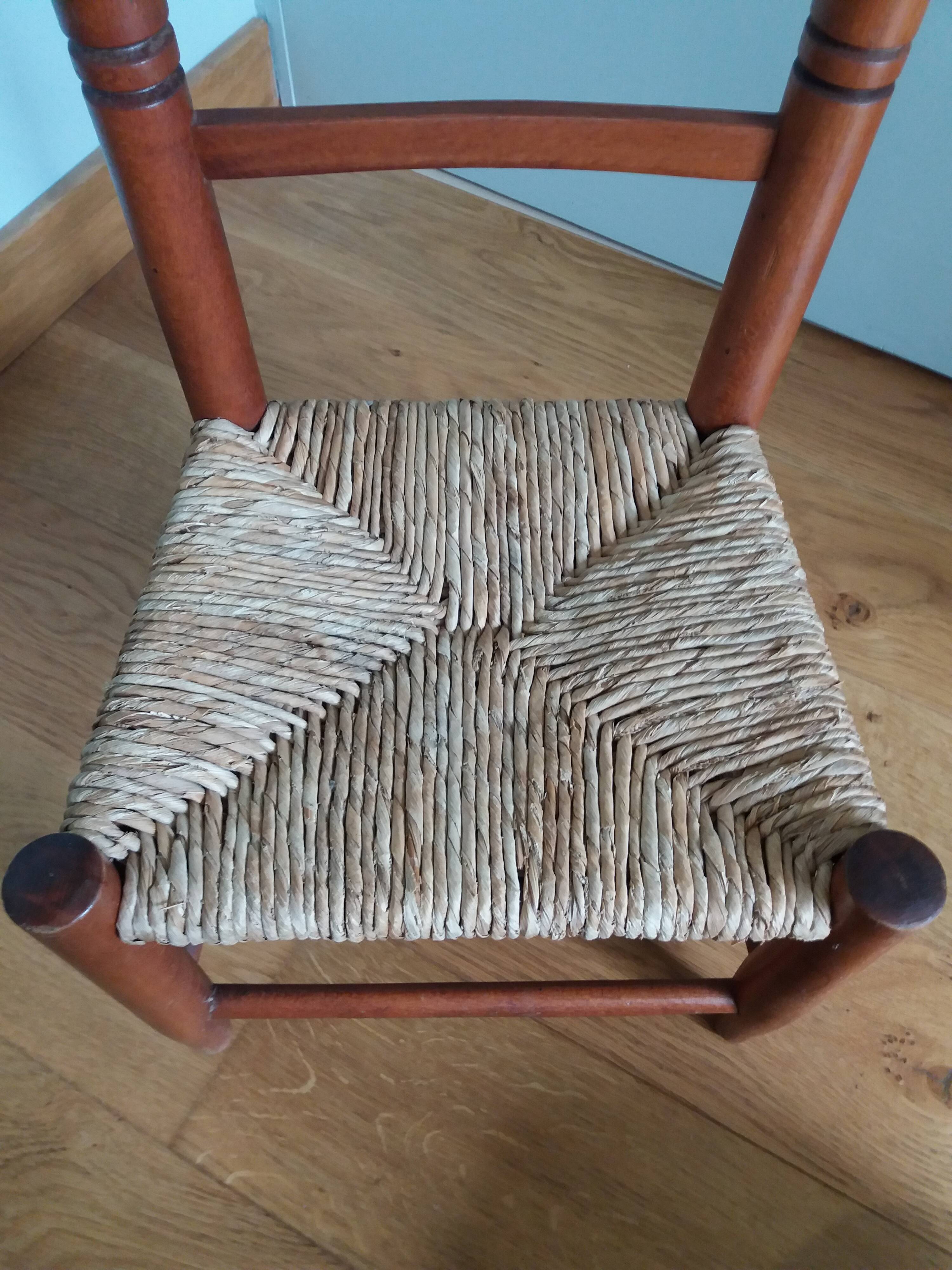 Children's straw chair