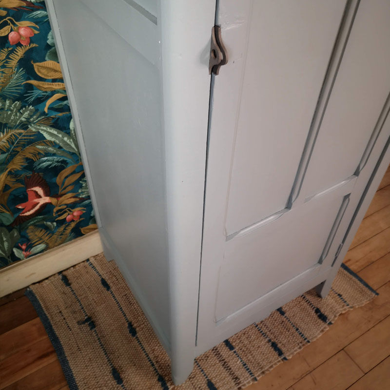 Former boarding school locker room