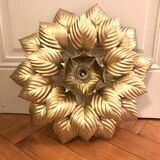 Flower/golden leaf ceiling