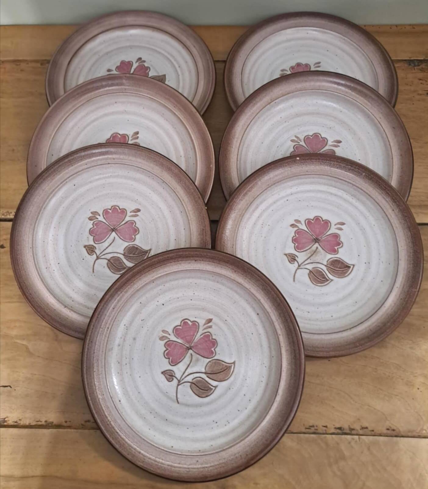 7 Niderviller stoneware flat plates