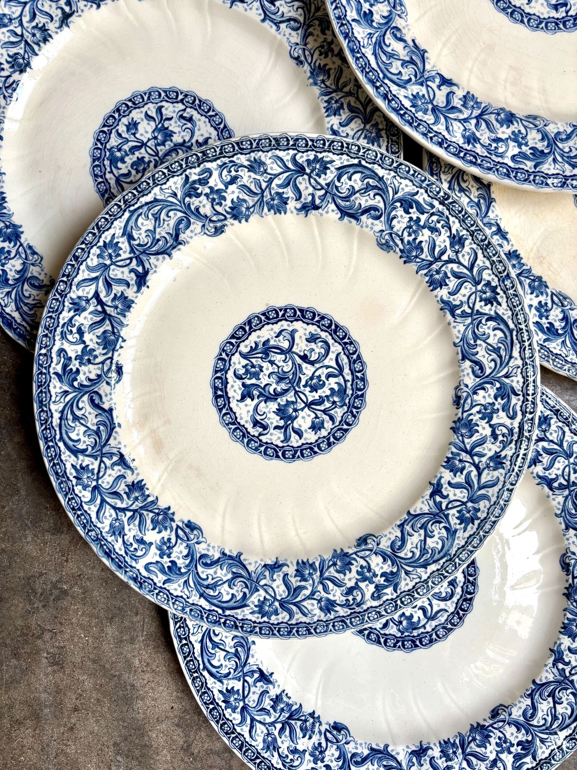 6 blue ironstone dinner plates from Gien