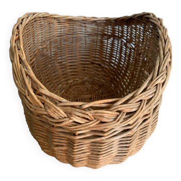 Wicker basket without handle