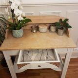 Art Deco hairdresser