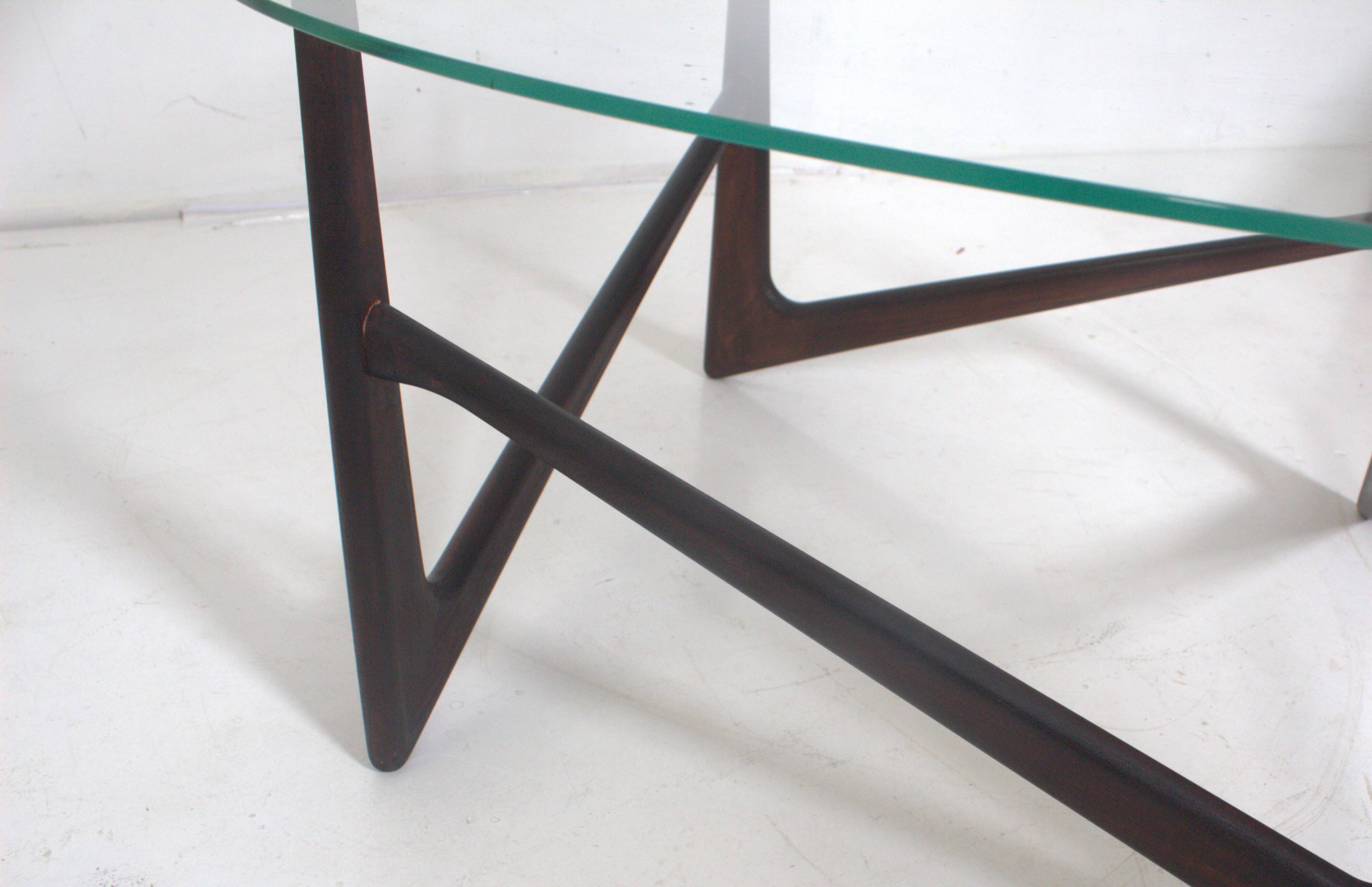 Sculptural coffee table in the style of Ico Parisi, Italy, 1950s