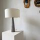 Lampe de table céramique bleue style 1950