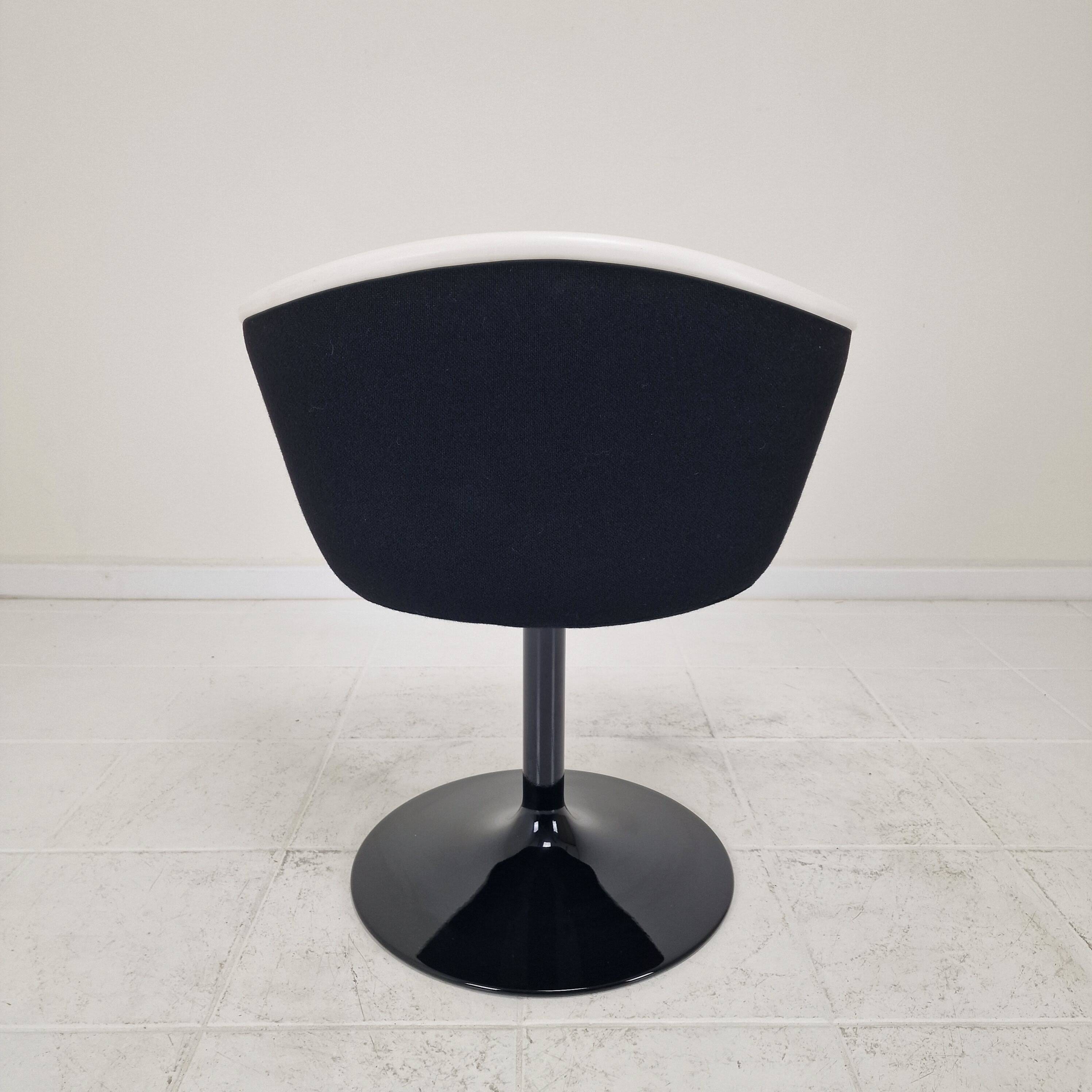 Fauteuil pivotant Artifort F8800 rare par Pierre Paulin, années 1970.