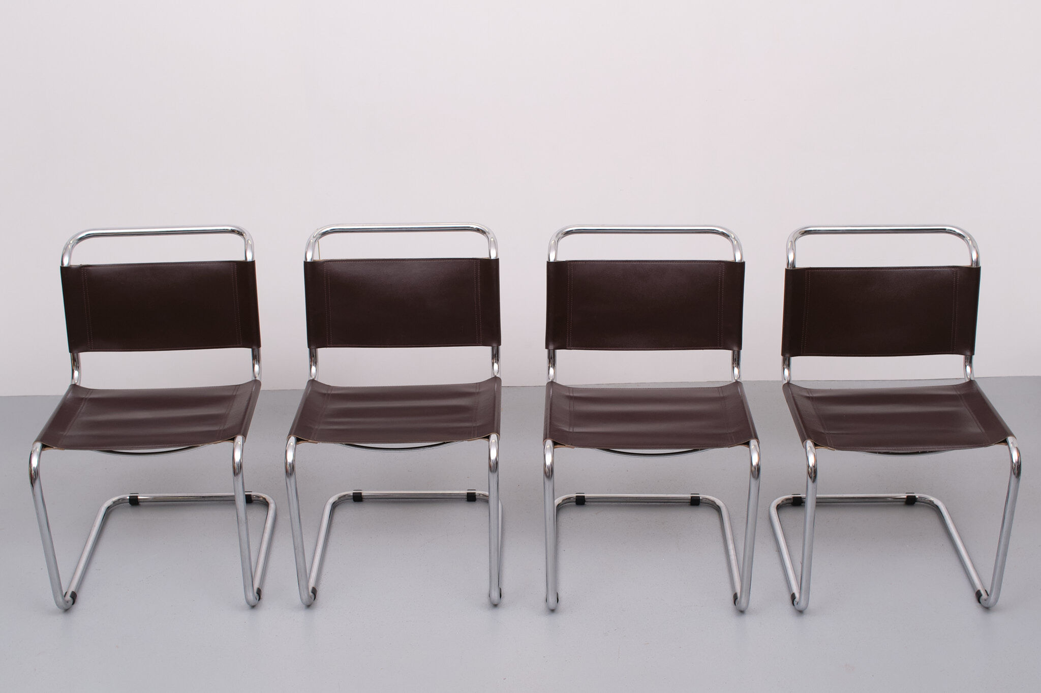 4 Mart Stam S33 Cantilever Dining Chairs, 1970s