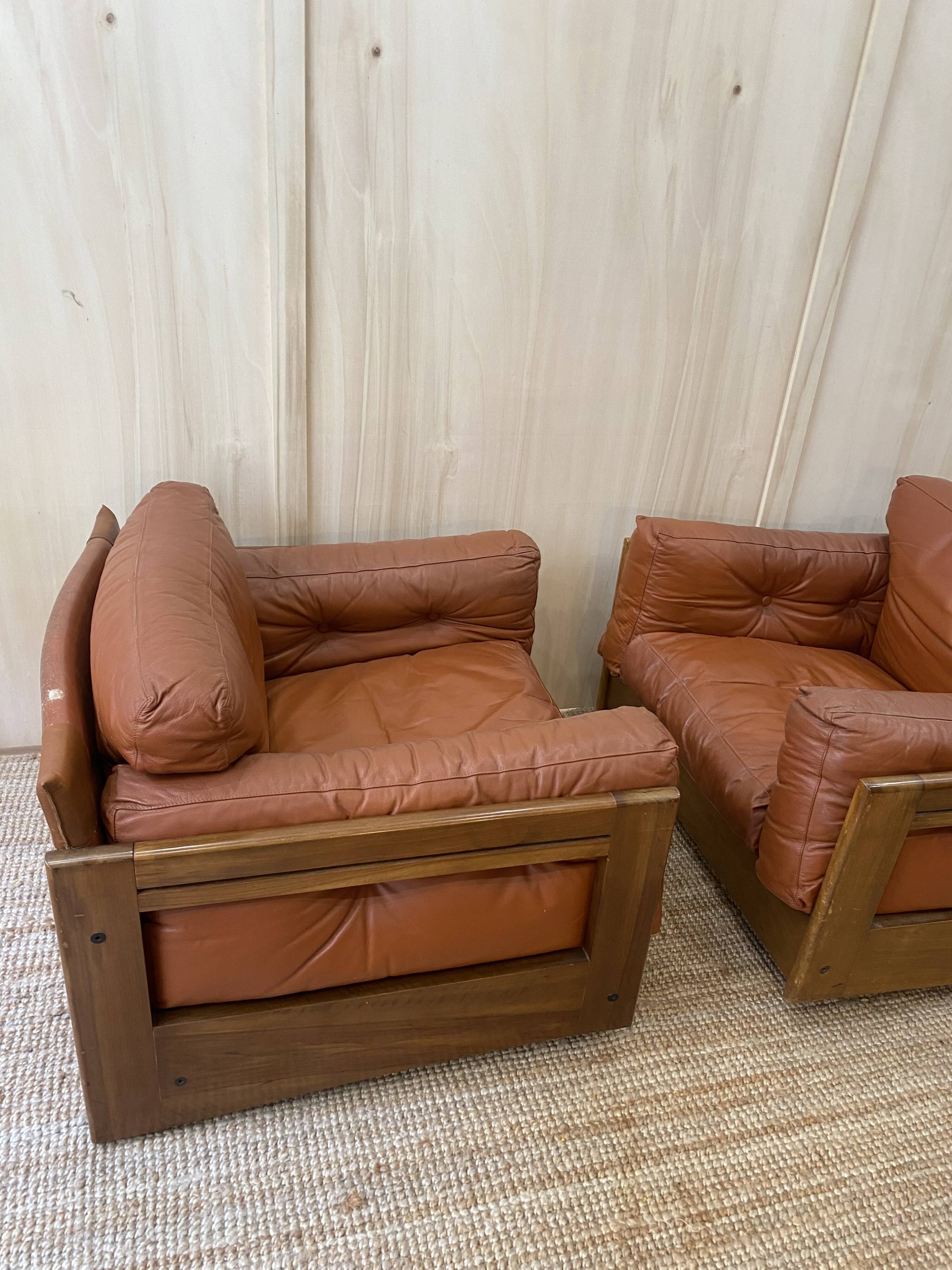 Pair of Cognac Leather Club Armchairs & Wood - Italian Design - 1970s