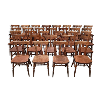 Lot de 30 chaises bistrot Baumann