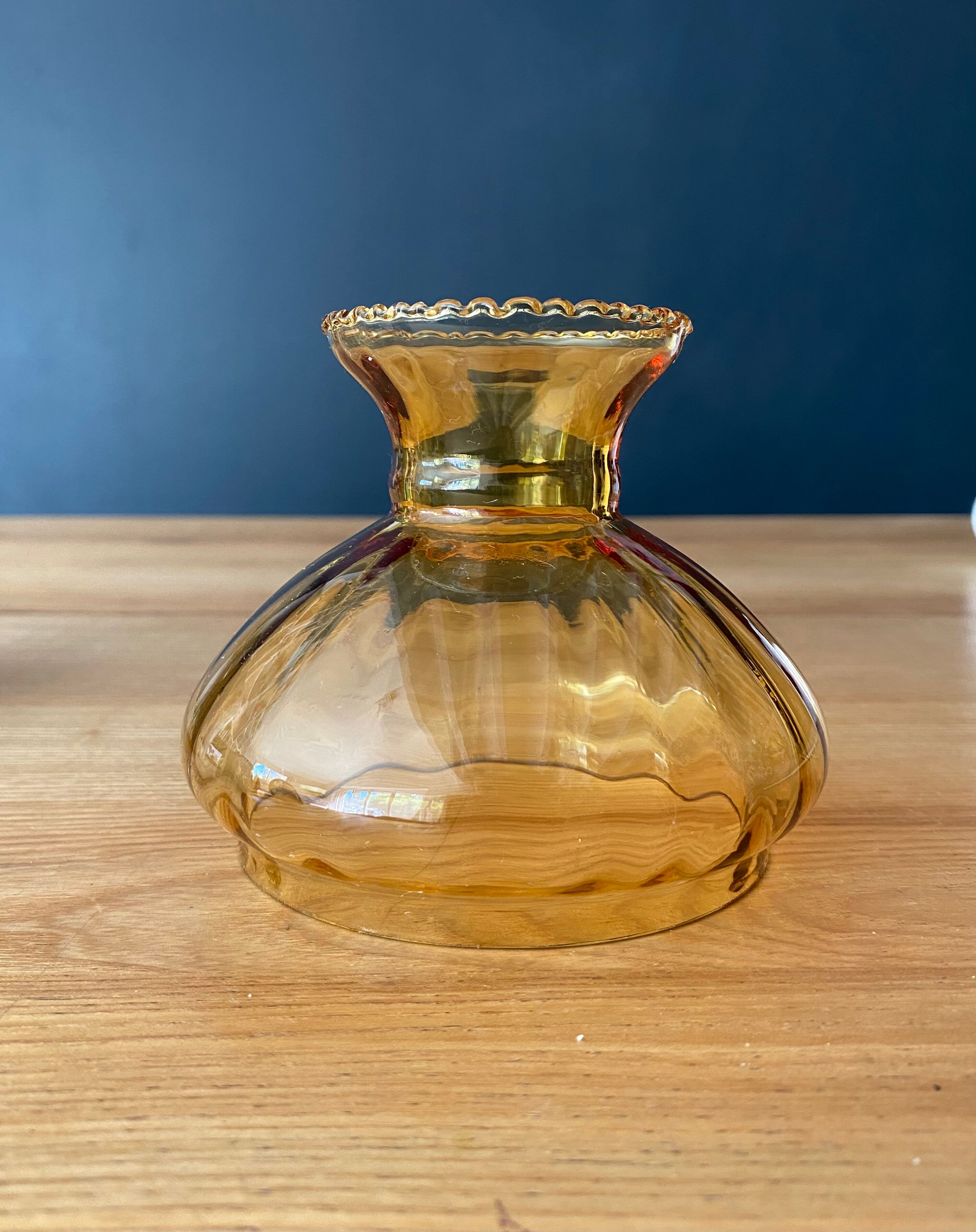 Amber glass pendant light