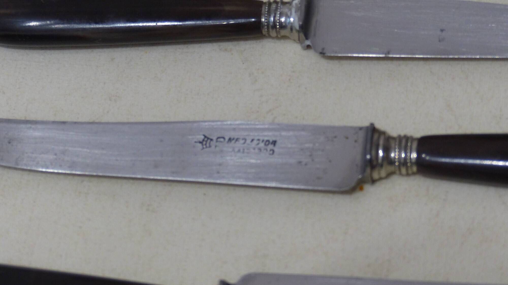 set of knives