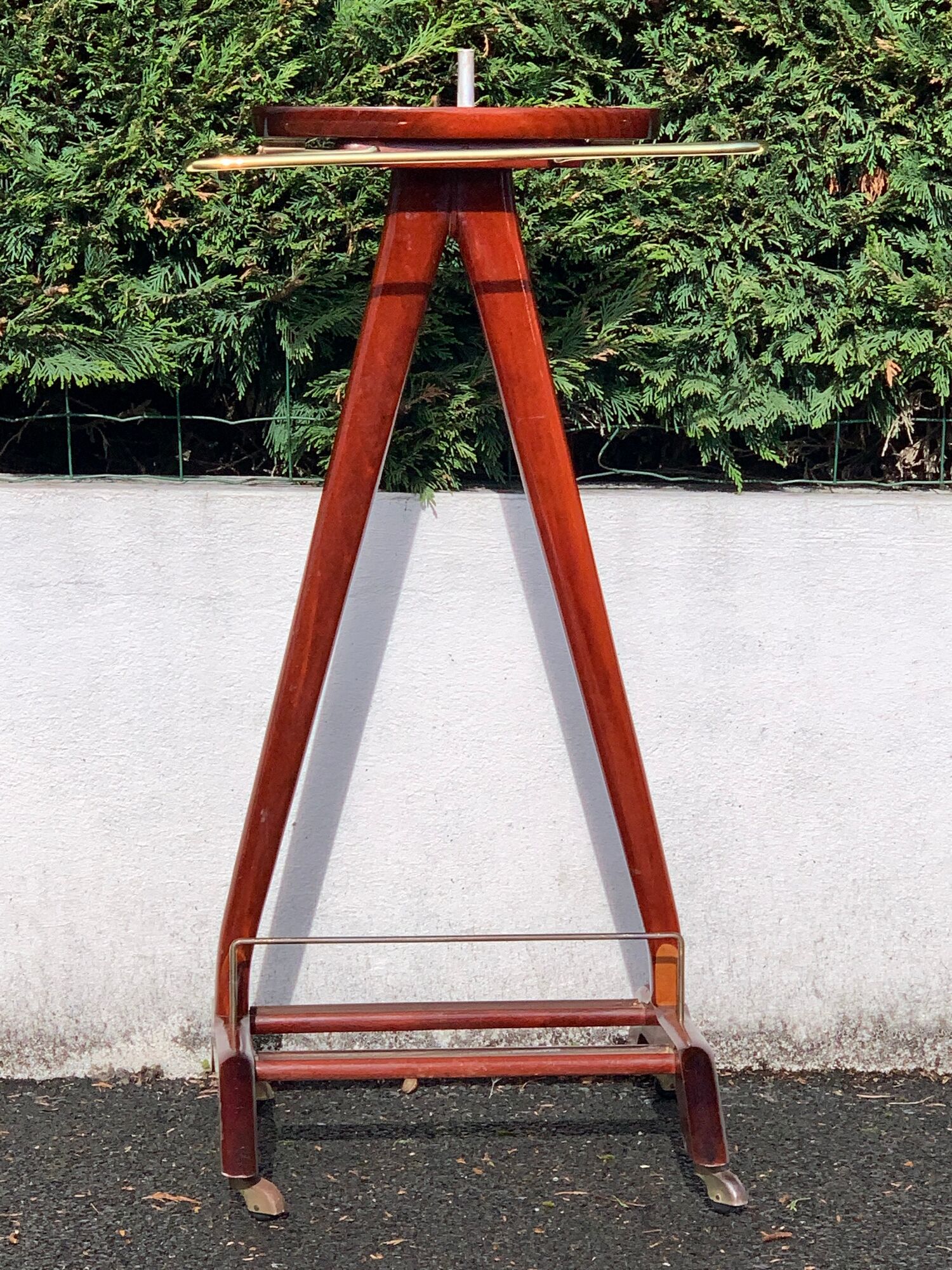 Night jack, anthropomorphic, brass mahogany, Ico Parisi, Fratelli Reguitti, 1950